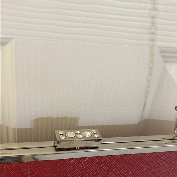 Rich Red Clutch with Chain Strap and Metallic Closure - Picture 4 of 6